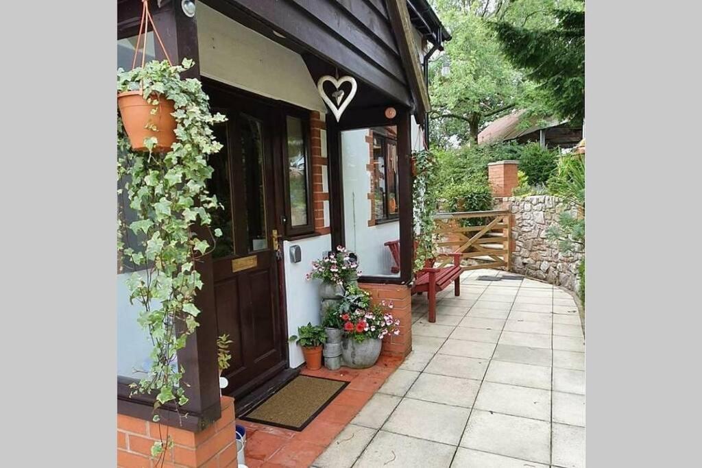 Rowan Cottages With Panoramic Views Of The Stiperstones And Walks On The Doorstep Shrewsbury Kültér fotó